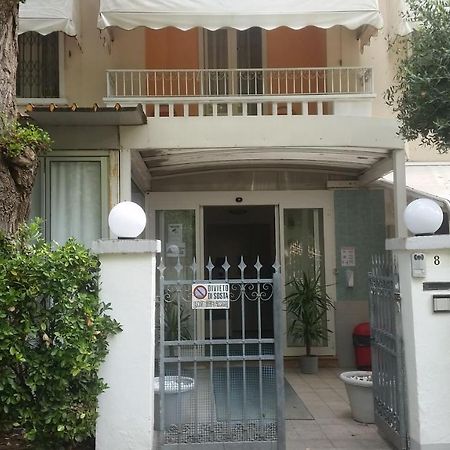 Hotel Manolita Rimini Eksteriør billede