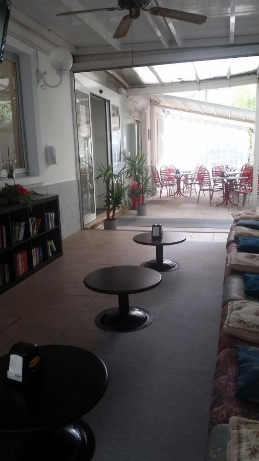 Hotel Manolita Rimini Eksteriør billede