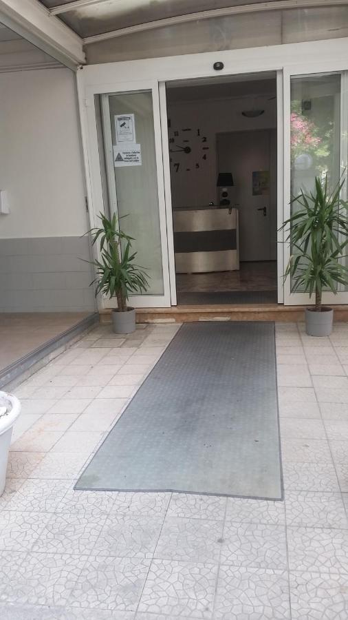 Hotel Manolita Rimini Eksteriør billede