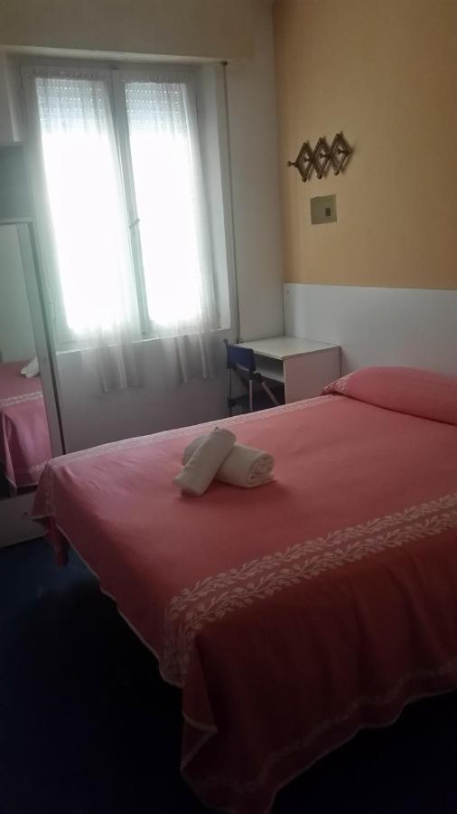 Hotel Manolita Rimini Eksteriør billede