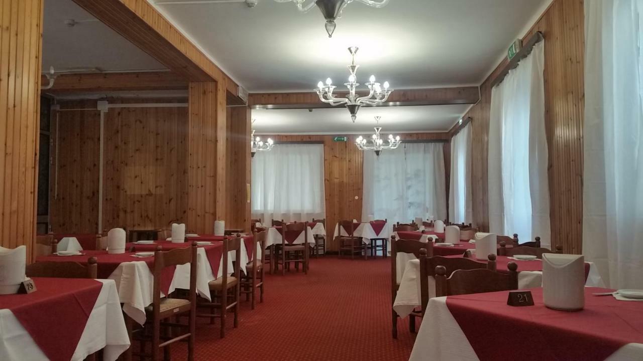 Hotel Manolita Rimini Eksteriør billede