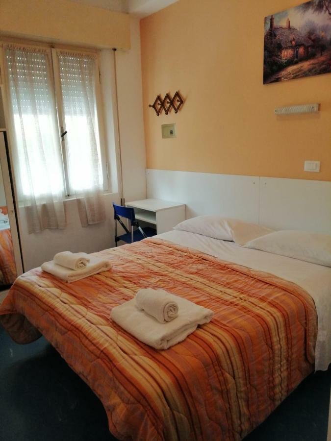 Hotel Manolita Rimini Eksteriør billede