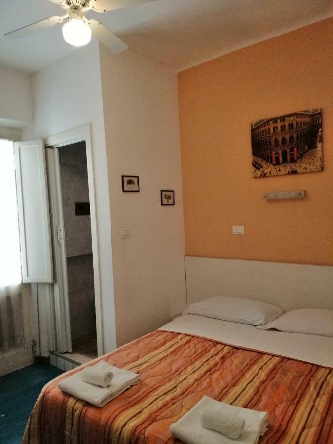 Hotel Manolita Rimini Eksteriør billede
